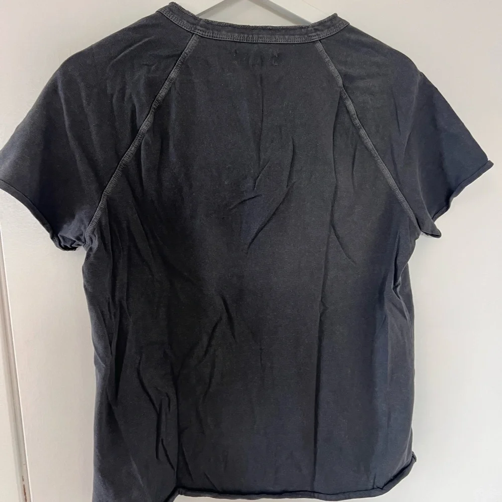 Madewell Charcoal Short Sleeve Tee - Picture 4 of 4